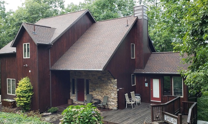 James Creek House | Raystown Roost: Lake View Retreat with Top Guest Ratings