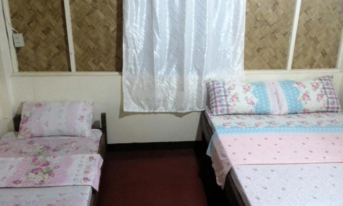 Coron Town Proper Hotel | Budget-Friendly RB Transient House with Breakfast & Kitchen