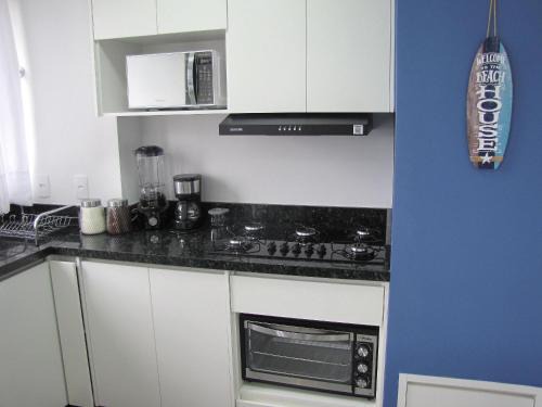 Anita Garibaldi Apartment | Explore RCM Vilas - Studio Surf 606 with Pool & Pet Friendly