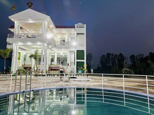 Mohangarh House | Explore RD Palace and Resort: Pet-Friendly Getaway
