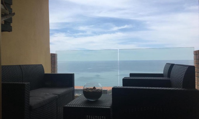 Crotone Bed & Breakfast | Guest Rated 10/10 at Re Mare B&B with Private Beach Access