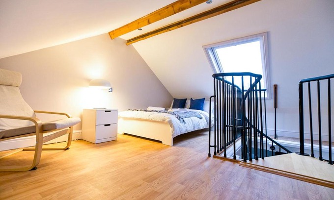 Reading City Centre Apartment | Charming Duplex in Reading - Perfect for Families