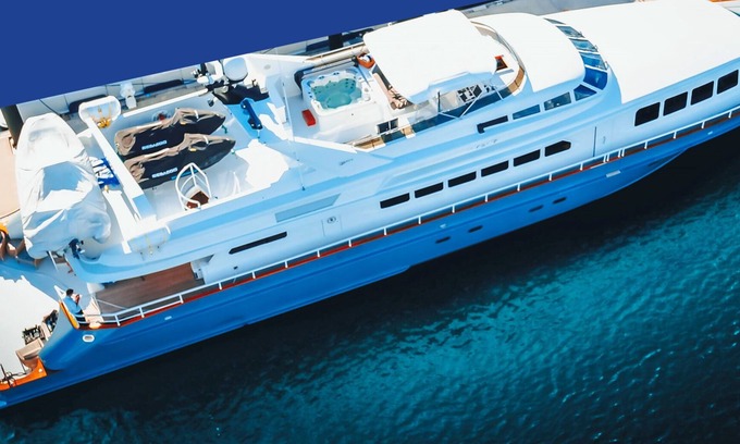 Estate Kings Quarter Boat Rental | All-Inclusive Oceanfront Retreat for Family Fun