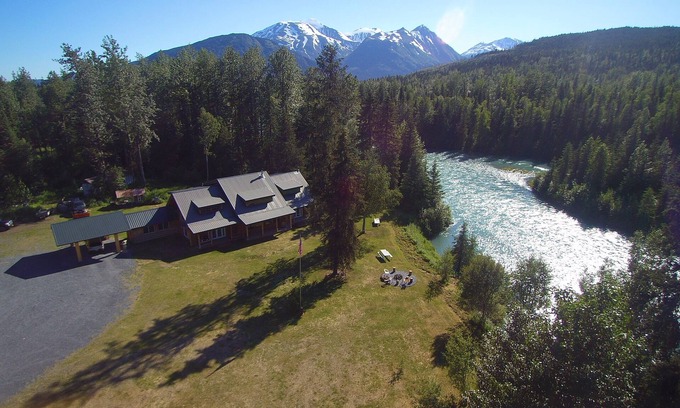 Crown Point House | Experience Real Alaskan Riverfront Log Home with Pool