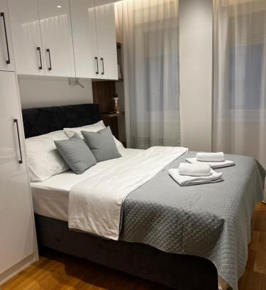 Stari Banovci Apartment | Top-Rated Real Apartment Banovci: Family-Friendly Retreat