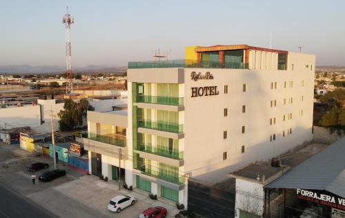 Ezequiel Montes Hotel | Experience Comfort at Real De La Peña Hotel - Rated 9/10