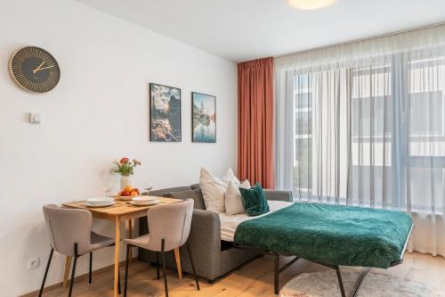 Karlin Apartment | REAL Living by REFA Karlin 408