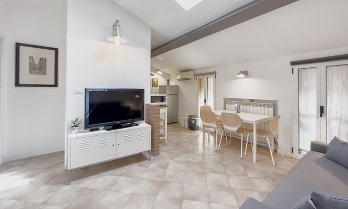 L'antico Ghetto Ebraico Apartment | Family-Friendly Stay at Realkasa Carro 7 Apartment