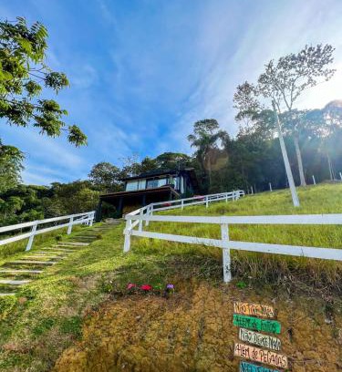 Santo Amaro da Imperatriz Cabin | Pet-Friendly Retreat at Recanto Ágape with Hot Tub Bliss
