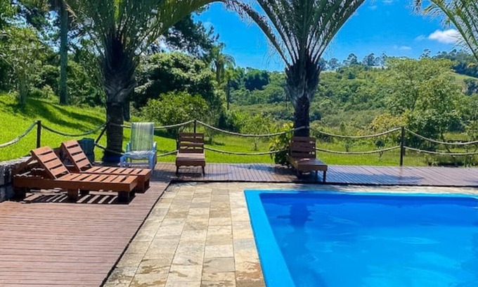 Biritiba-Mirim House | Relax at Recanto Chef: Poolside Retreat in Biritiba-Mirim