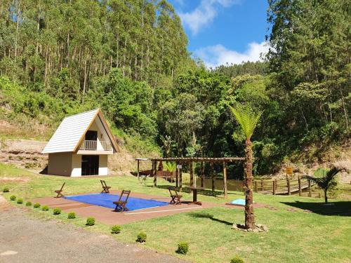 Maua da Serra Cabin | Top-Rated Recanto da Serra Chalé 02: Pet-Friendly Escape