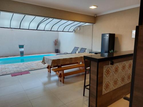Olimpia House | Exceptional Recanto da Tata: Family-Friendly with Pool