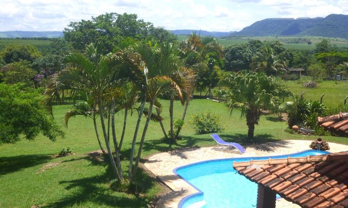 Sao Pedro House | Guest Rated: Recanto de Oryon with Pool & Pet-Friendly Perks
