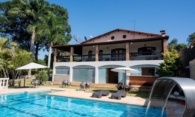 Aracoiaba da Serra House | Ideal Getaway at Recanto do Lago: Pet-Friendly & Pool Access