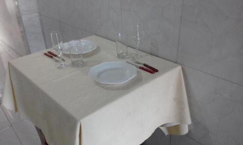 Inhoaiba House | Discover Recanto do Parque: Guest Rated 9.5, Breakfast Included