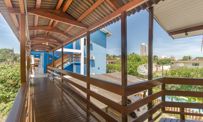 Centro House | Relax at Recanto Dom Arthur with Pool & Ocean Views