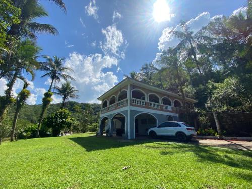 Peruibe House | Inviting Recanto Dom José: Oceanfront Oasis with Pool & Spa