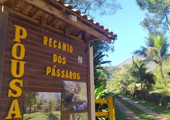 Macae House | Scenic Recanto dos Pássaros - Sana Chalés with Pool & Spa