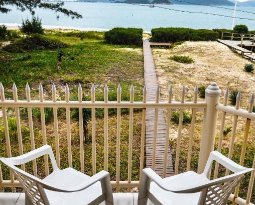 Pinheira Apartment | Discover Recanto Dunas: Pet-Friendly Oceanfront Retreat