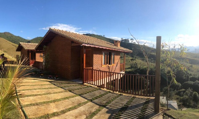 Centro Cabin | Exceptional Stay at Recanto João de Barro with Hot Tub