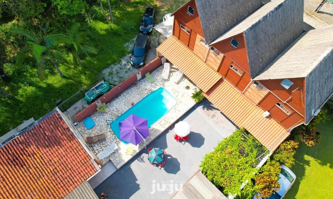 Balneario Praia do Leste Ski Chalet | Relaxing Oceanfront Retreat at Recanto Pousada JU&JU