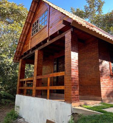 Sao Thome das Letras Ski Chalet | Comfortable Recanto Shambala Chalé 5 for Family Getaways