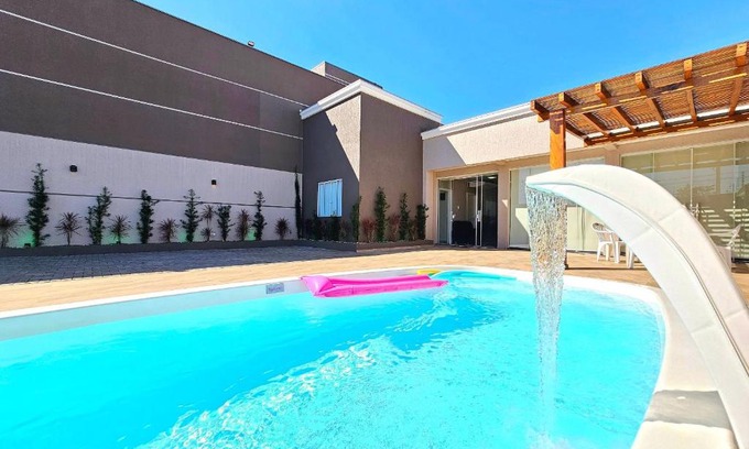 Regiao Norte House | Highly Rated Recanto Vó Alda with Pool & Game Room