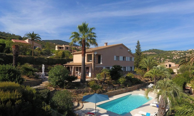 Les Issambres House | Renovated Villa Near Beach with Ocean View & Private Pool