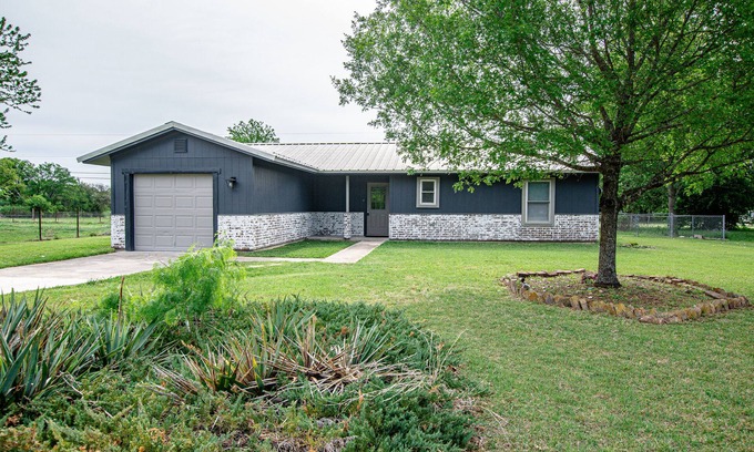 Belton House | Military Friendly Retreat with Pet Access & Lake Views