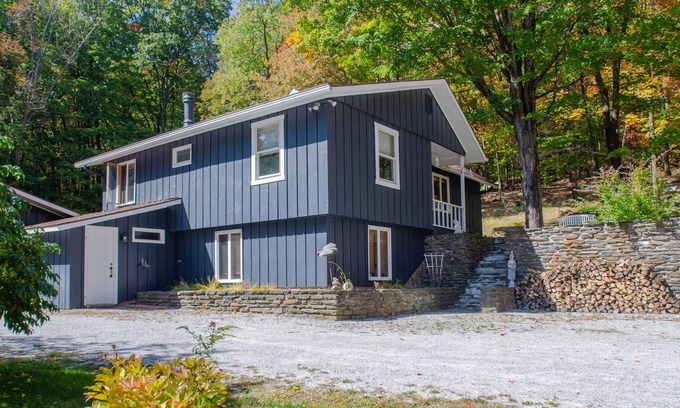 Austerlitz House | Recently renovated home nestled between Hudson Valley and The Berkshires!