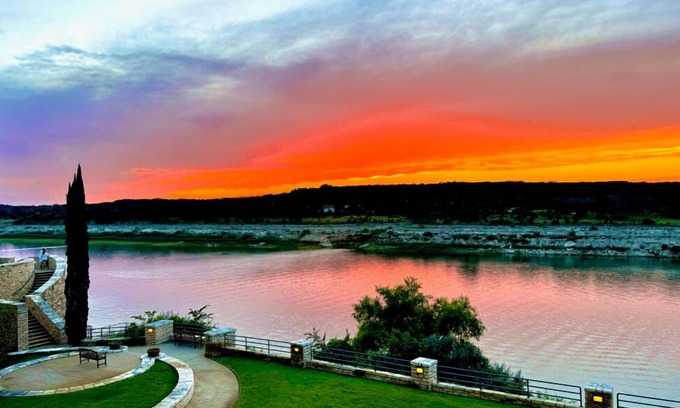 Highland Lake Estates Resort | Peaceful Hill Country Island Retreat with Inviting Amenities