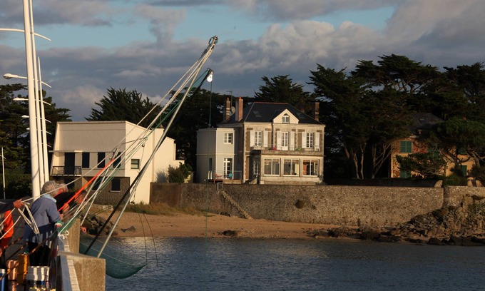 Pornichet Villa | Character-Filled Coastal Retreat with Spa & Ocean Views
