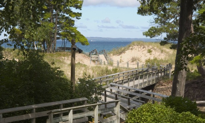 Glen Arbor Condo | Recently Updated Condo with Ocean and Lake Views, Rated 9.8