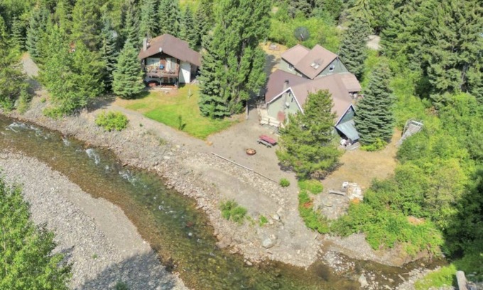Okanagan-Similkameen Cabin | Reconnect by the River: 9.8 Rated with Ocean View & Spa