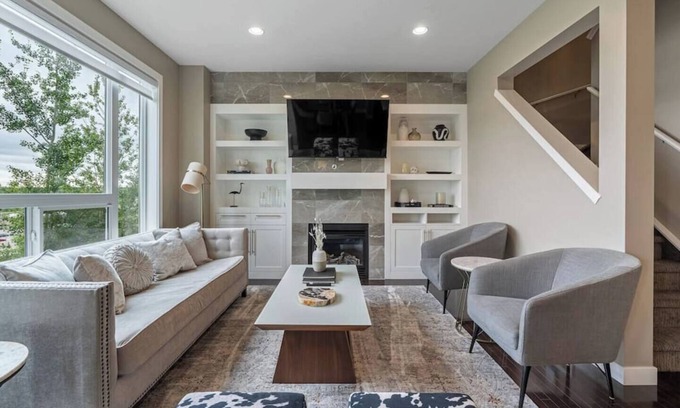 Kincora House | Reconnect & Recharge Roomy Memory Maker 3BR/3.5BA