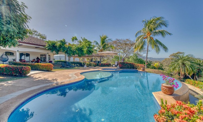 Tarcoles Villa | Reconnect with Nature: Private Pool & Ocean View Retreat