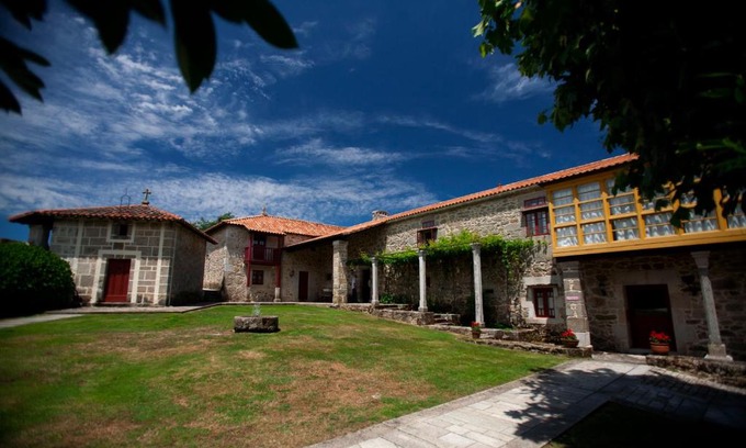 Panton Hotel | Rectoral de Castillon: Highly Rated Family-Friendly Retreat