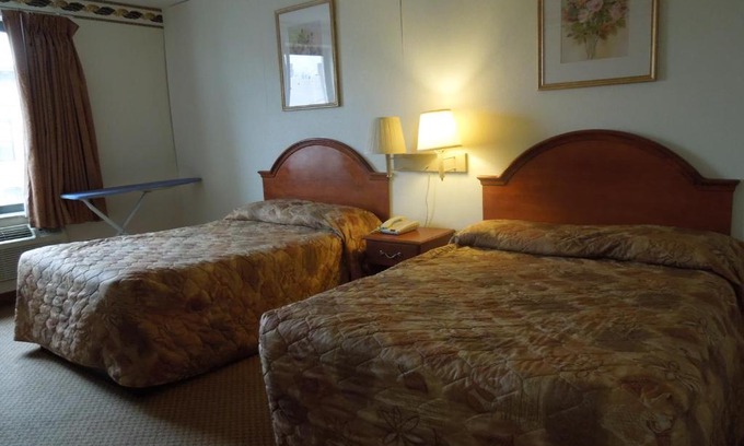 Bushwick Hotel | Budget-Friendly Stay at Red Carpet Inn Brooklyn