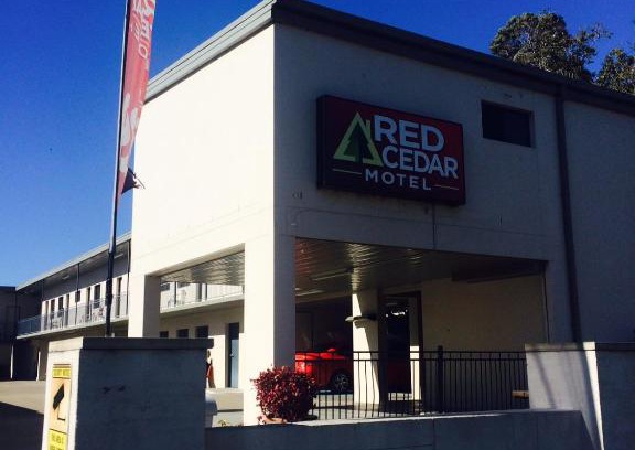 Muswellbrook Hotel | Comfortable Stay at Red Cedar Motel with Family-Friendly Amenities