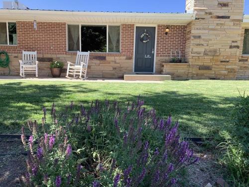 Kanab House | Red Cliffs Rental