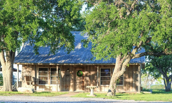 Lorena Cabin | Experience Red Deer Lodge HiBanks Ranch near Magnolia Silos