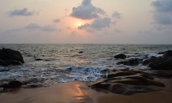Ankola Hotel | Experience Relaxation at Red Earth Gokarna with Spa & Dining
