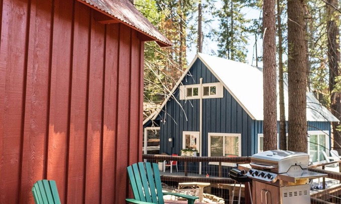West Village House | Relax at Red House | Just Minutes from Shaver Lake!