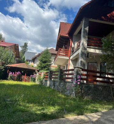 Sinaia House | RED HOUSE Sinaia