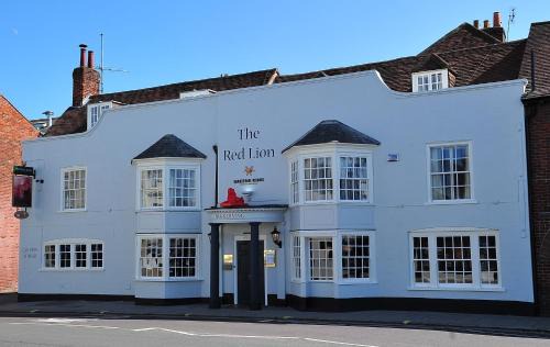 Fareham Hotel | Inviting Red Lion Hotel with Family-Friendly Amenities