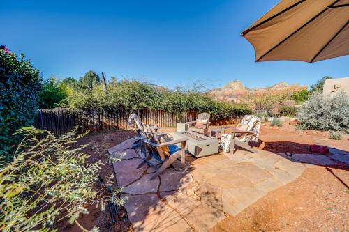 West Sedona House | Inviting Sedona Retreat with Red Rock Views & Fire Pit