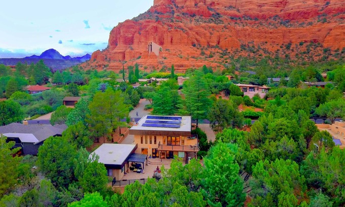 Sedona House | Exceptional Sedona Home with Red Rock Views & Cozy Fire Pit