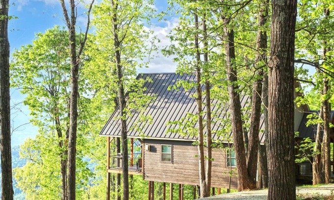 Jasper Cabin | Family-Friendly Red Rock Vista Cabin with Full Amenities