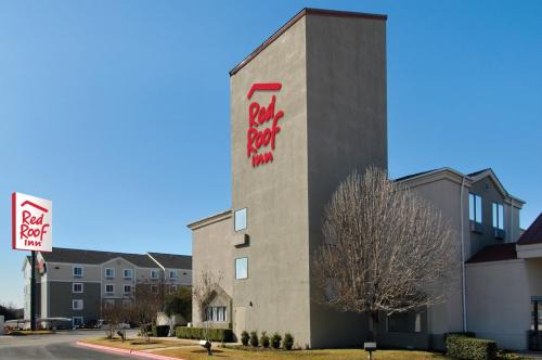Round Rock Hotel | Pet-Friendly Retreat at Red Roof Inn Austin - Round Rock