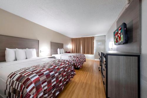 Charlottesville Hotel | Pet-Friendly Retreat at Red Roof Inn Charlottesville